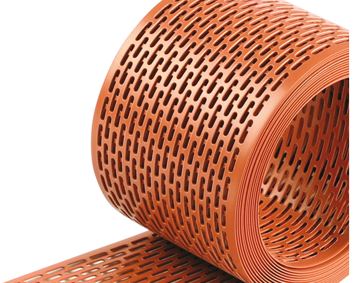 Bandă ventilare streașină cu perforație